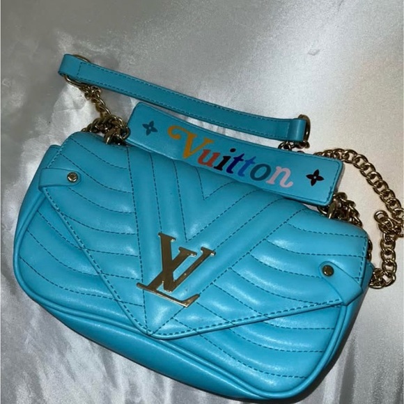 Louis Vuitton Turquoise Quilted Shoulder Bag - Picture 3 of 5
